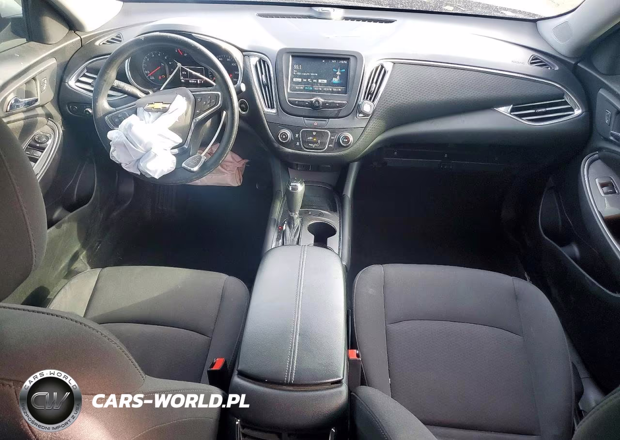 2018 Chevrolet Malibu Lt VIN:1G1ZD5STXJF140368 - 8
