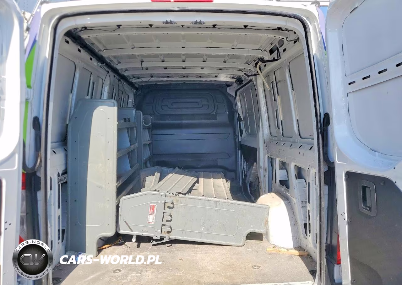 2022 Mercedes-Benz Sprinter 2500 VIN:W1Y4EBHY9NT107090 - 10