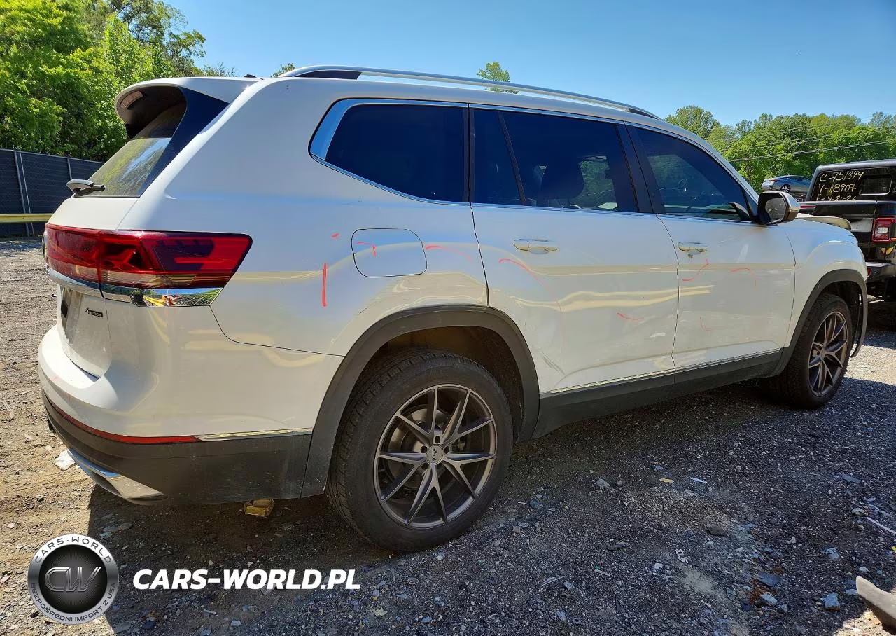 2024 Volkswagen Atlas Sel VIN:1V2BR2CA8RC516745 - 3