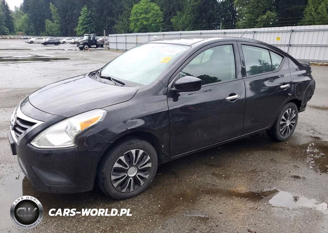 2019 Nissan Versa Sv