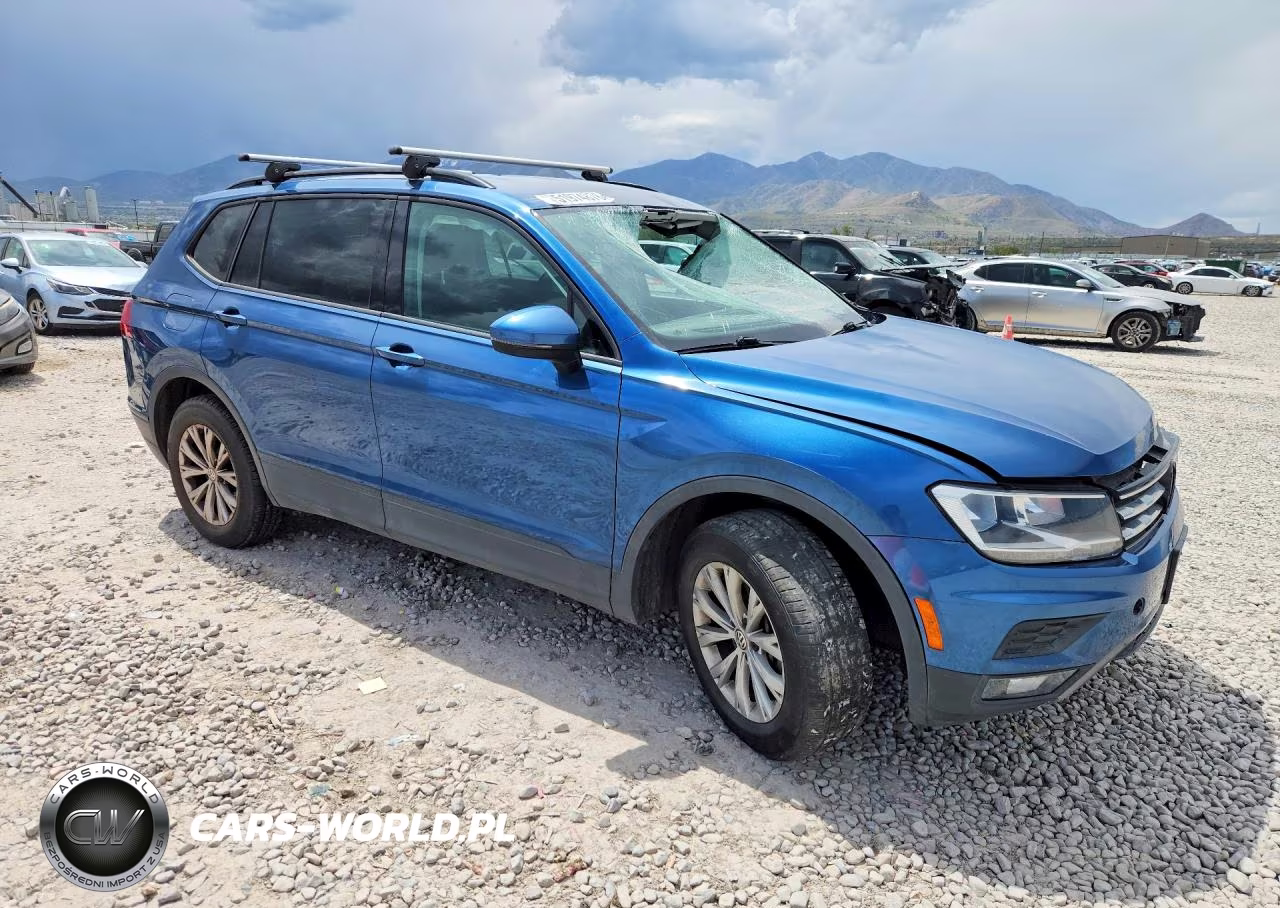 2018 Volkswagen Tiguan S VIN:3VV1B7AX9JM021447 - 4