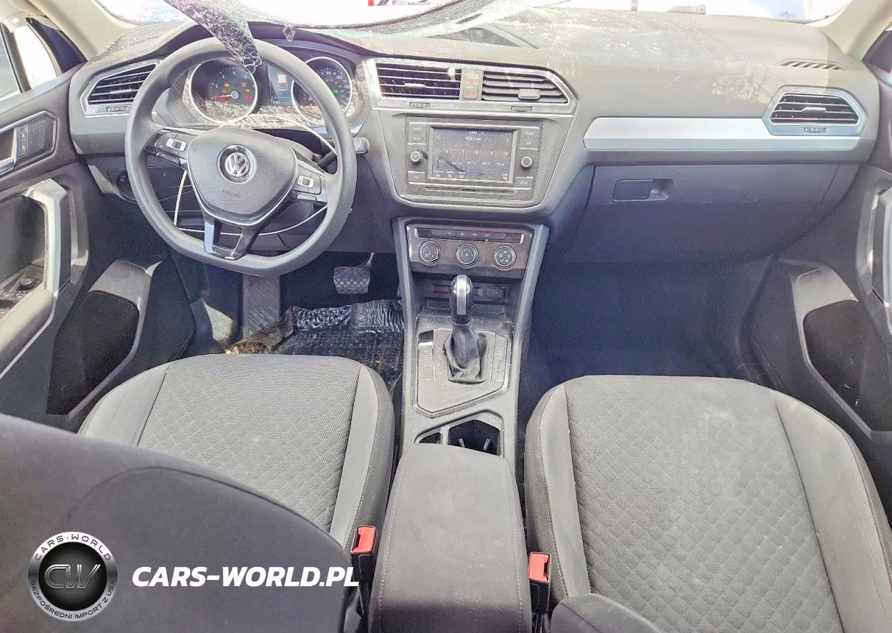 2018 Volkswagen Tiguan S VIN:3VV1B7AX9JM021447 - 8