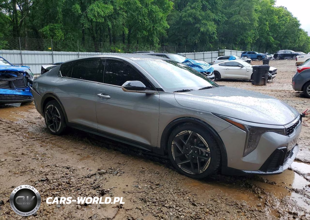 2025 Kia K4 Gt Line VIN:3KPFW4DE3SE038175 - 4