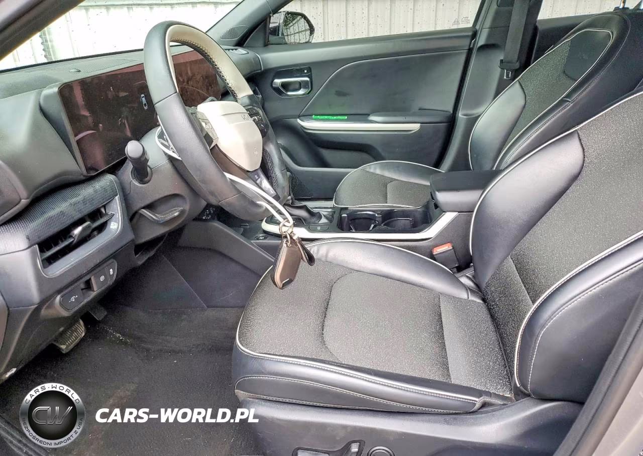 2025 Kia K4 Gt Line VIN:3KPFW4DE3SE038175 - 7