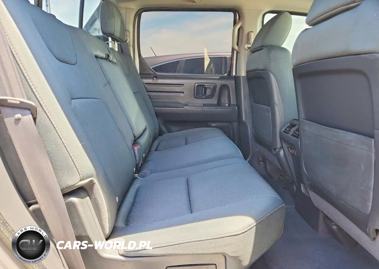 2014 Honda Ridgeline Sport VIN:5FPYK1F72EB011993 - 10