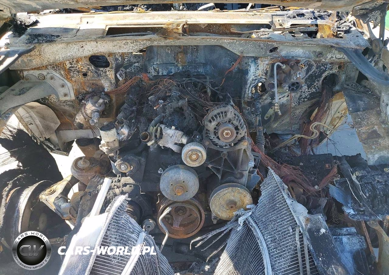 2002 GMC Sierra C2500 Heavy Duty VIN:1GTHC23U02F172212 - 11
