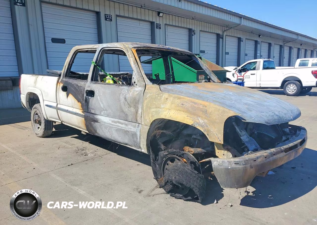 2002 GMC Sierra C2500 Heavy Duty VIN:1GTHC23U02F172212 - 4
