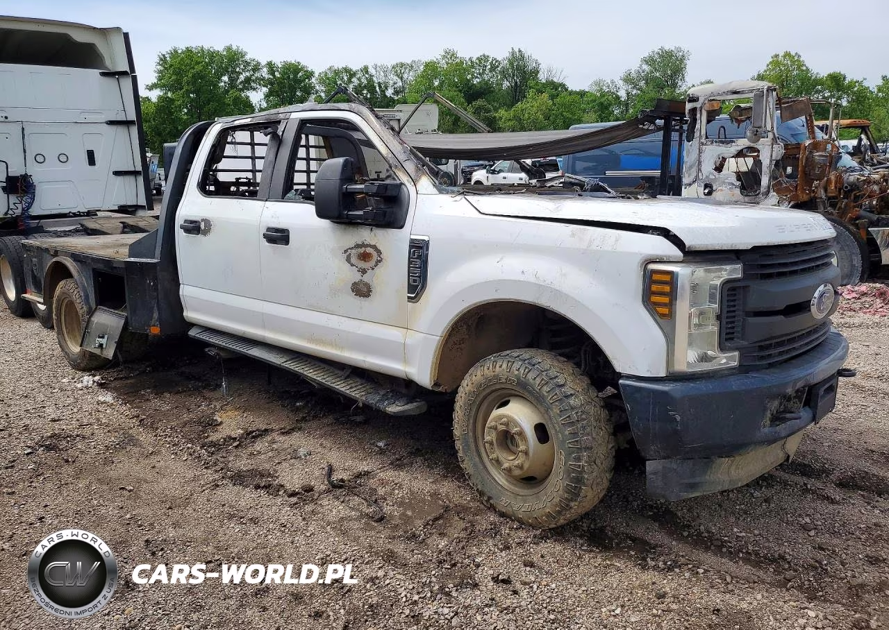 2018 Ford F350 Super Duty VIN:1FD8W3D68JEB97758 - 4