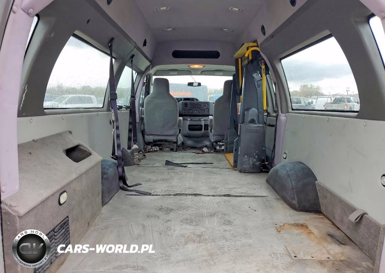 2012 Ford Econoline E250 Van VIN:1FTNS2EL9CDA08920 - 10
