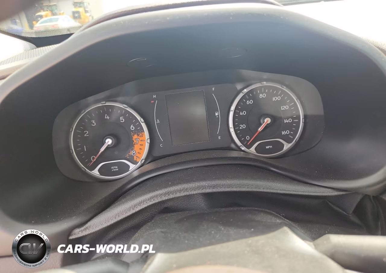 2015 Jeep Renegade Latitude VIN:ZACCJABT2FPB51562 - 9