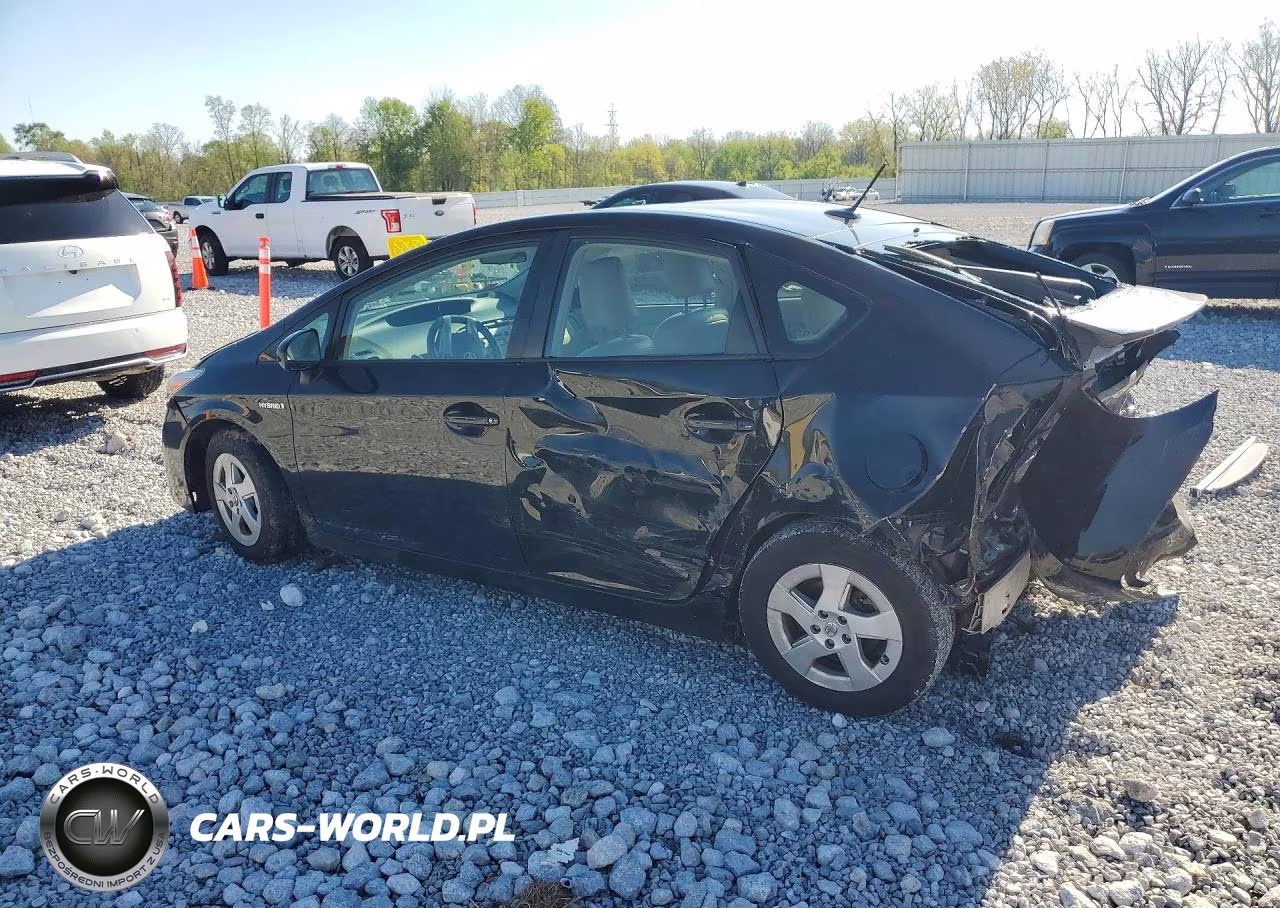 2011 Toyota Prius Two VIN:JTDKN3DU1B0262735 - 2