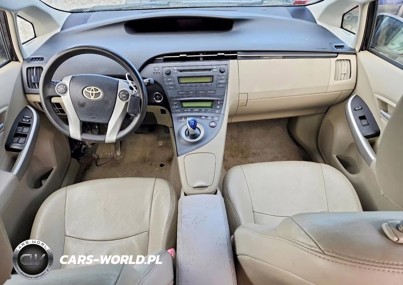 2011 Toyota Prius Two VIN:JTDKN3DU1B0262735 - 8