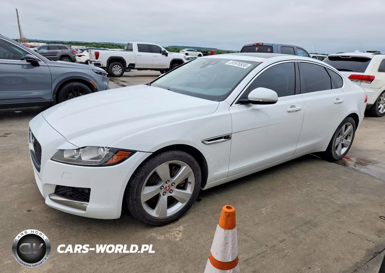 2018 JAGUAR XF