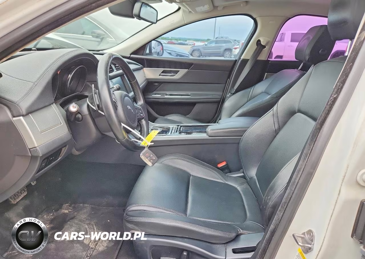 2018 JAGUAR XF VIN:SAJBR4FX5JCY70175 - 7