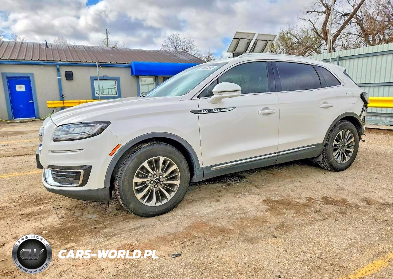 2019 Lincoln Nautilus Select