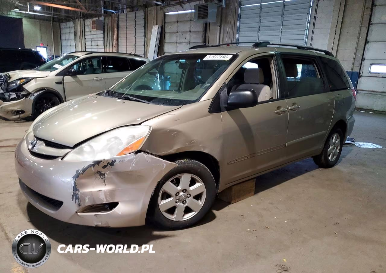 2008 Toyota Sienna Le 7-Passenger