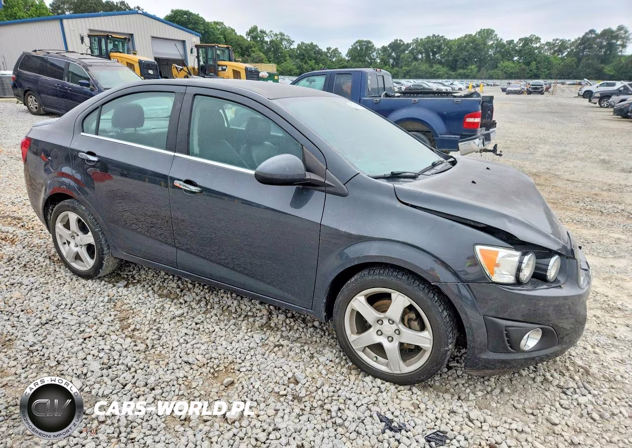 2014 Chevrolet Sonic Ltz VIN:1G1JE5SB8E4230394 - 4