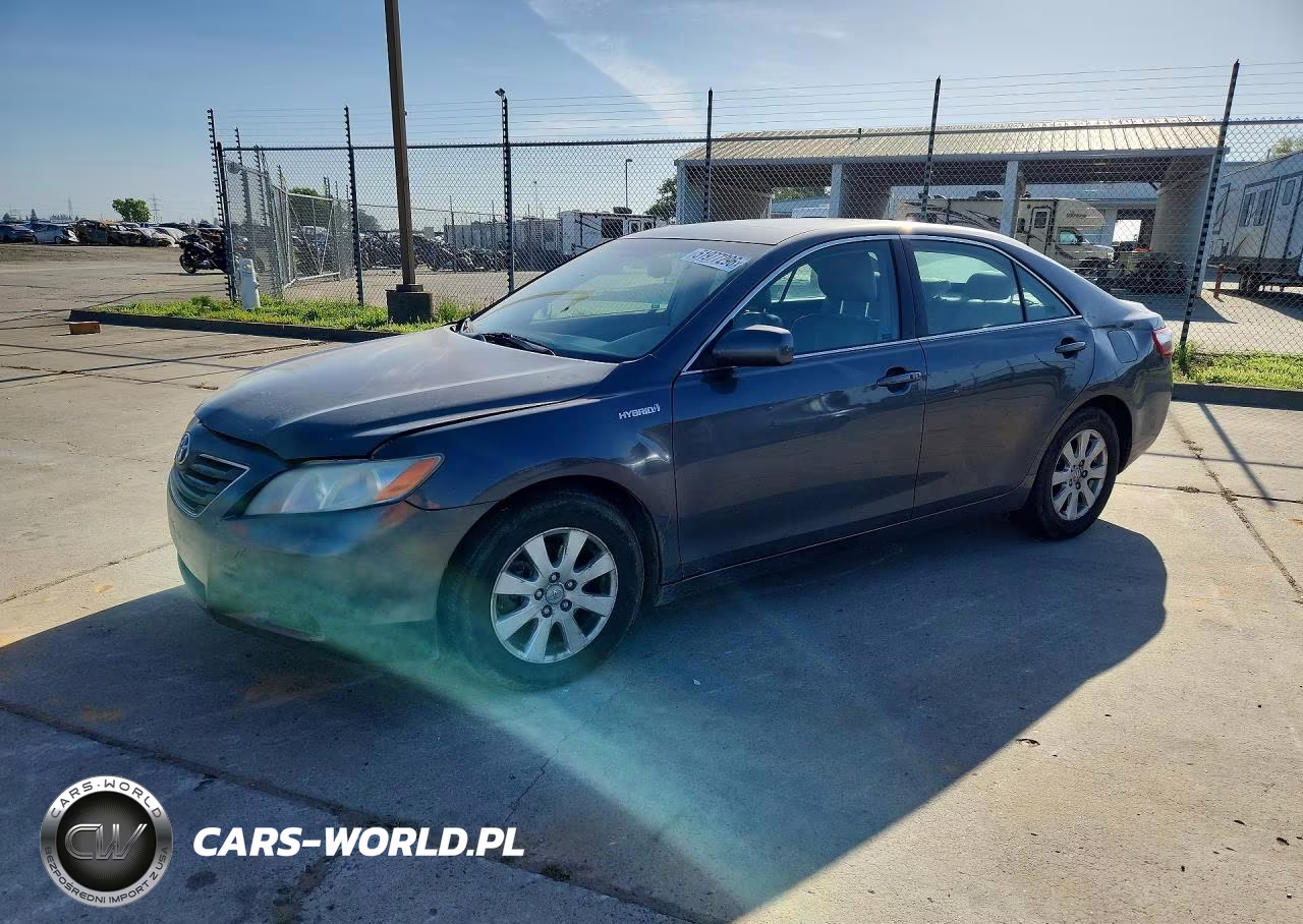 TOYOTA CAMRY HYBRID
