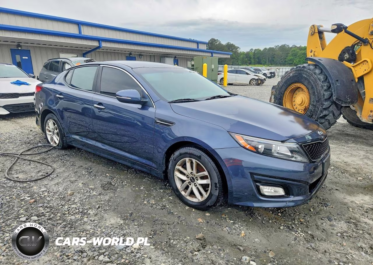 2015 Kia Optima Lx VIN:5XXGM4A73FG424186 - 4