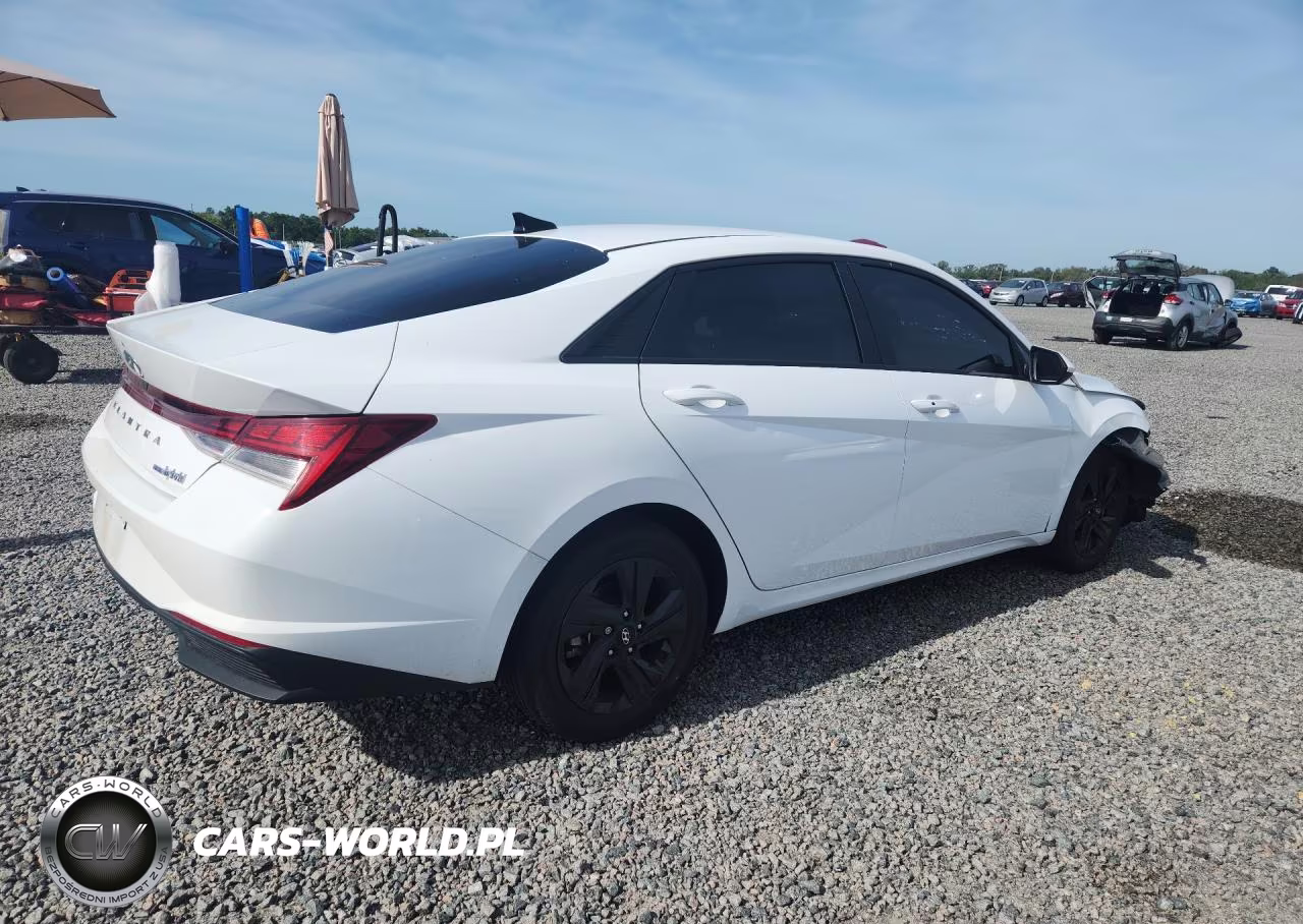 2023 Hyundai Elantra Blue VIN:KMHLM4AJ3PU040362 - 3