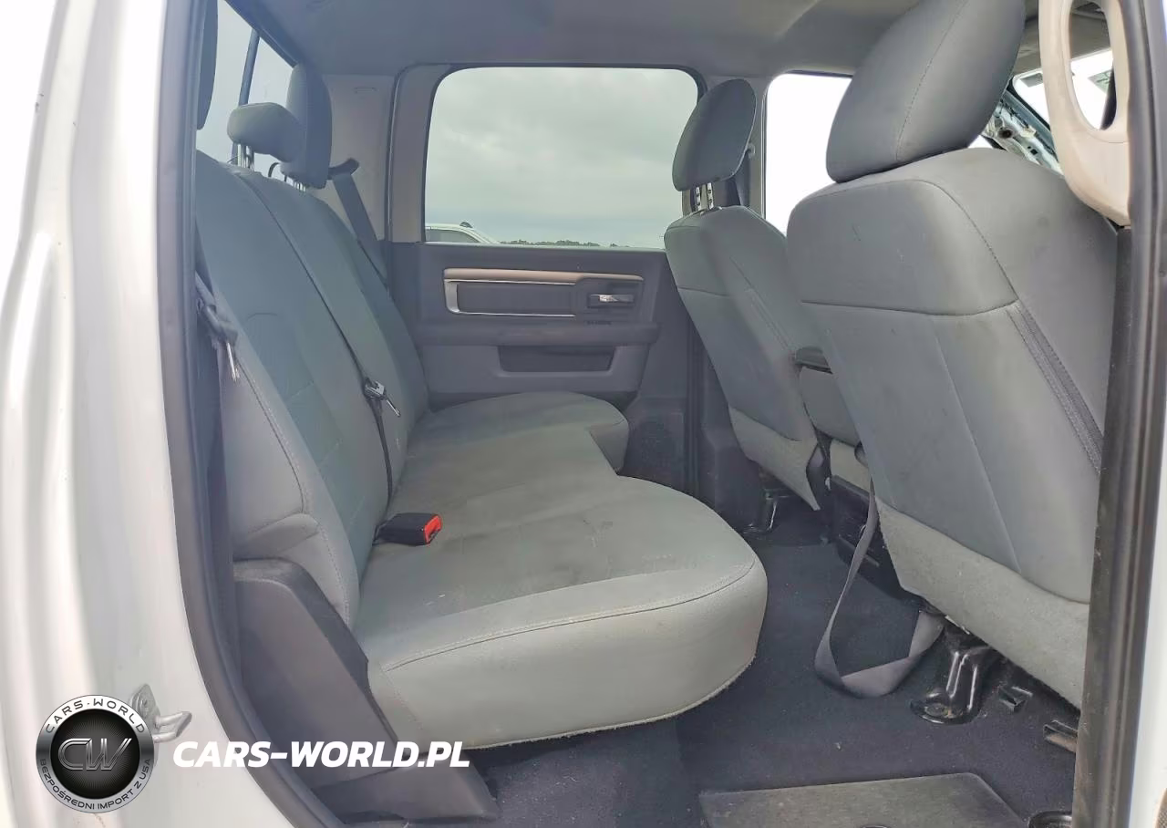 2018 Ram 2500 Slt VIN:3C6UR5DL8JG424782 - 10