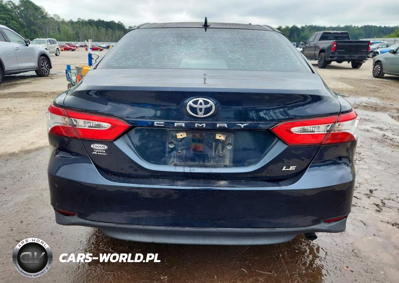 2019 Toyota Camry Le VIN:4T1B11HK6KU826201 - 6