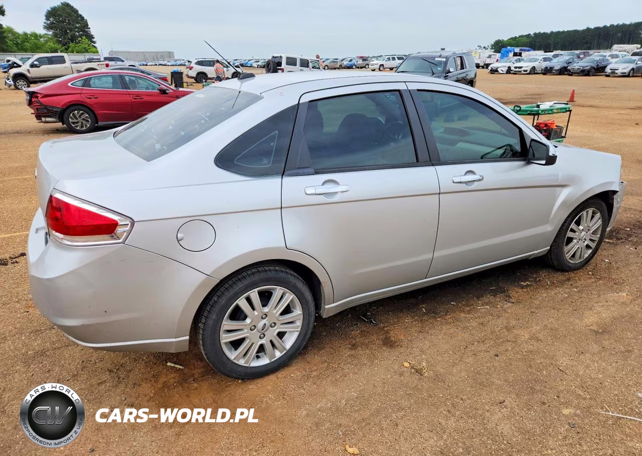 2011 Ford Focus Sel VIN:1FAHP3HN8BW126712 - 3