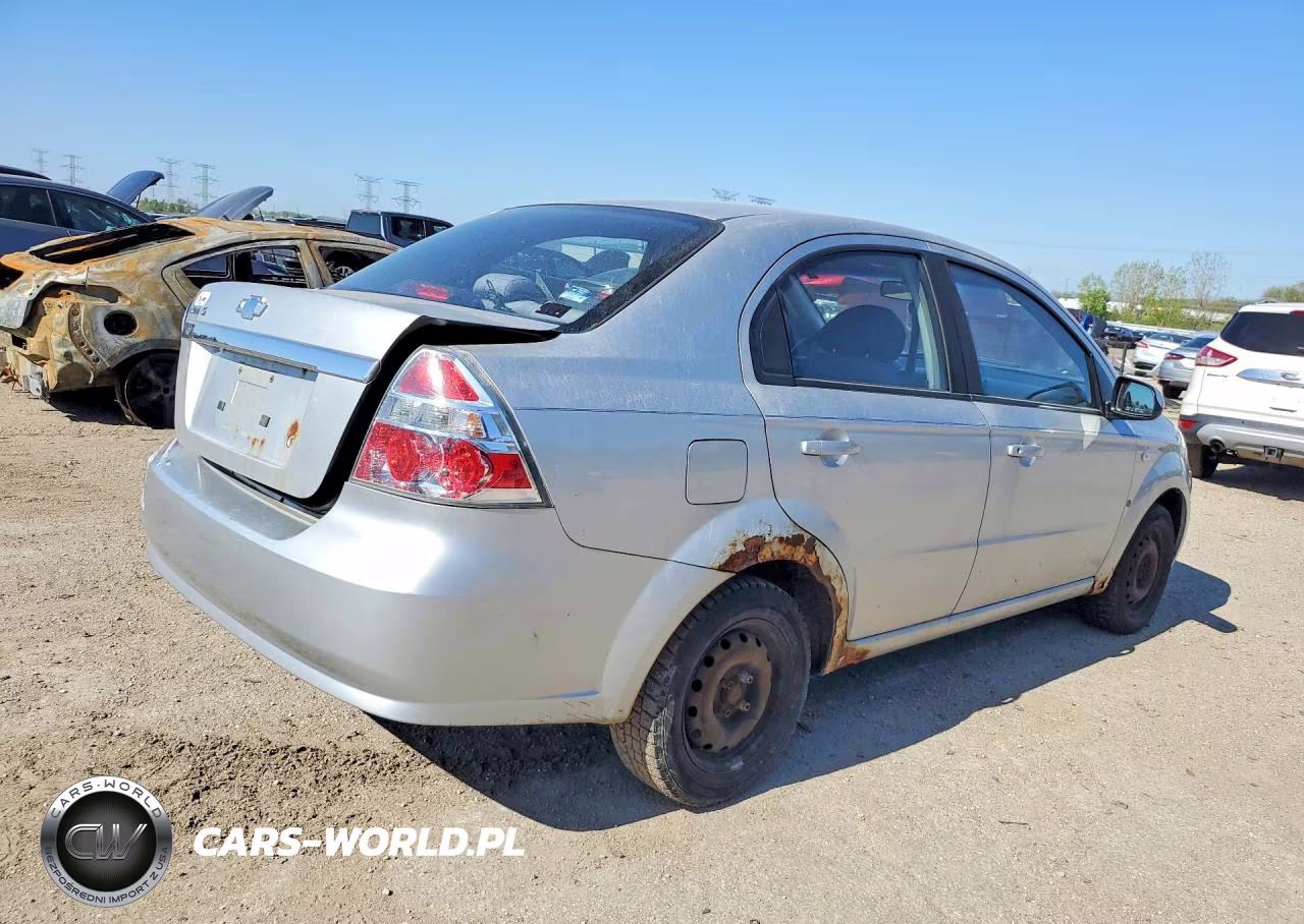 2007 Chevrolet Aveo Base VIN:KL1TD56657B128220 - 3