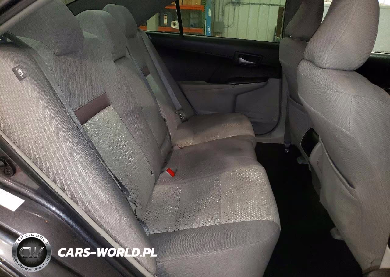 2014 Toyota Camry VIN:4T4BF1FK8ER374928 - 10