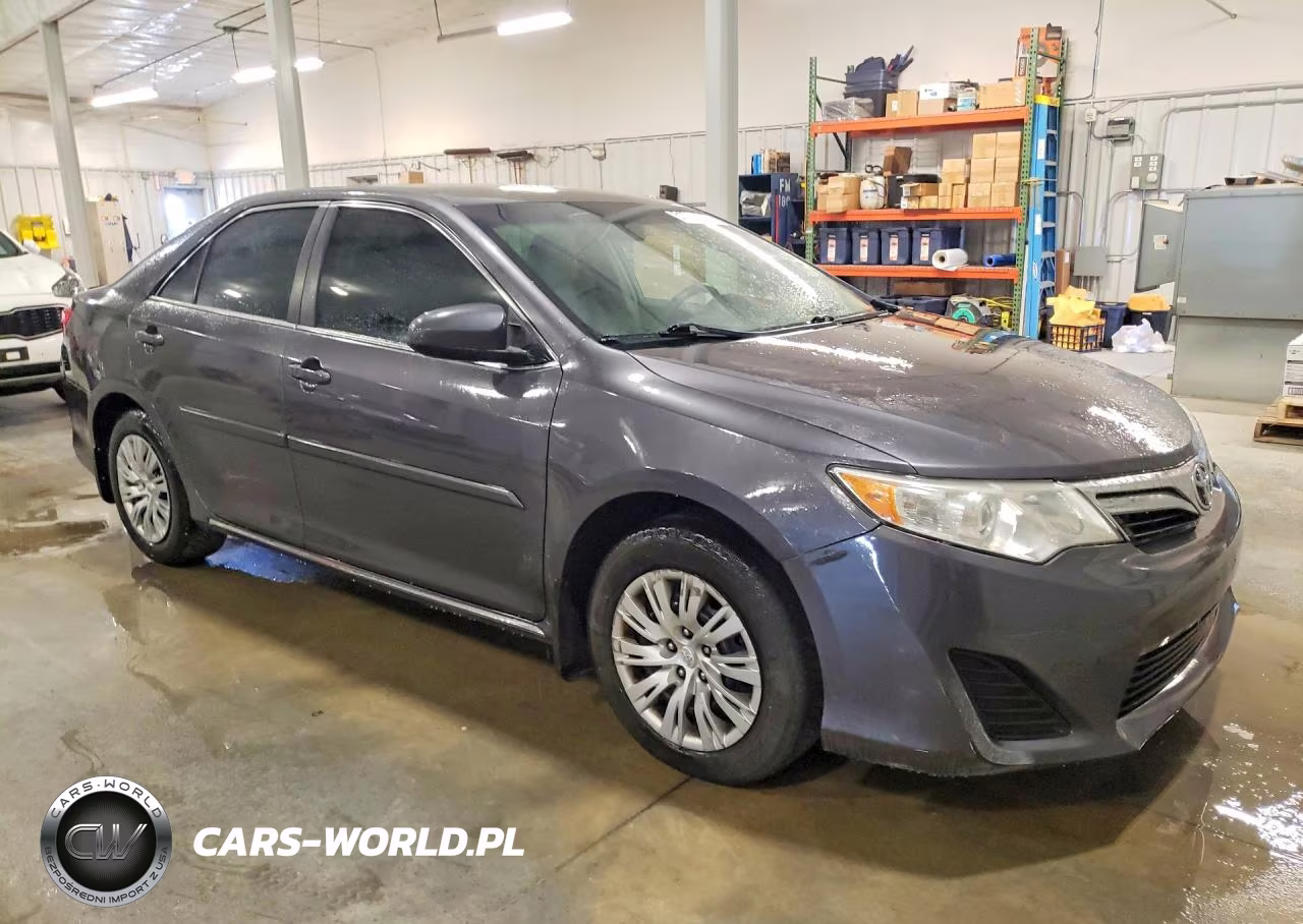 2014 Toyota Camry VIN:4T4BF1FK8ER374928 - 4