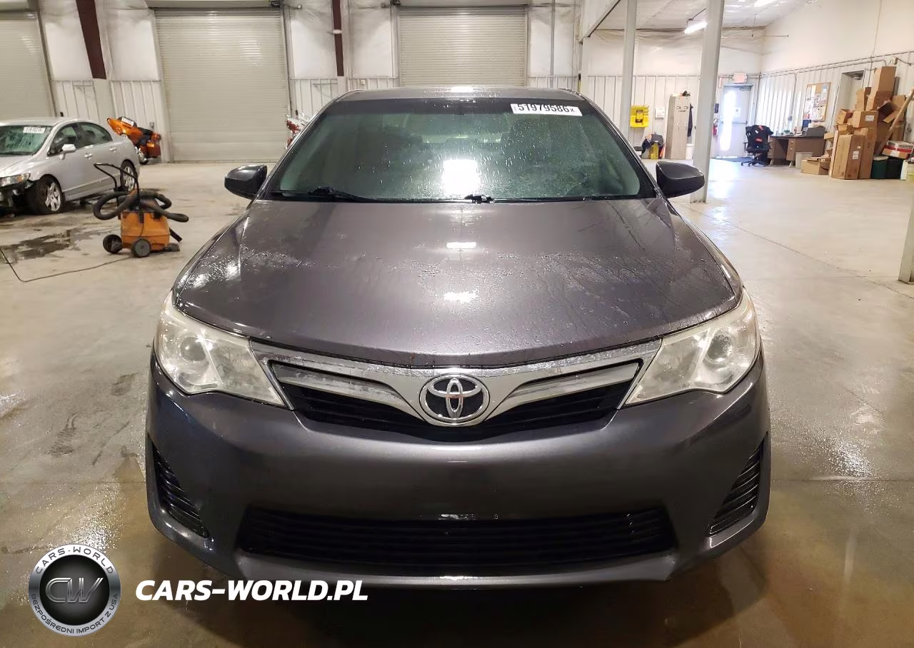 2014 Toyota Camry VIN:4T4BF1FK8ER374928 - 5