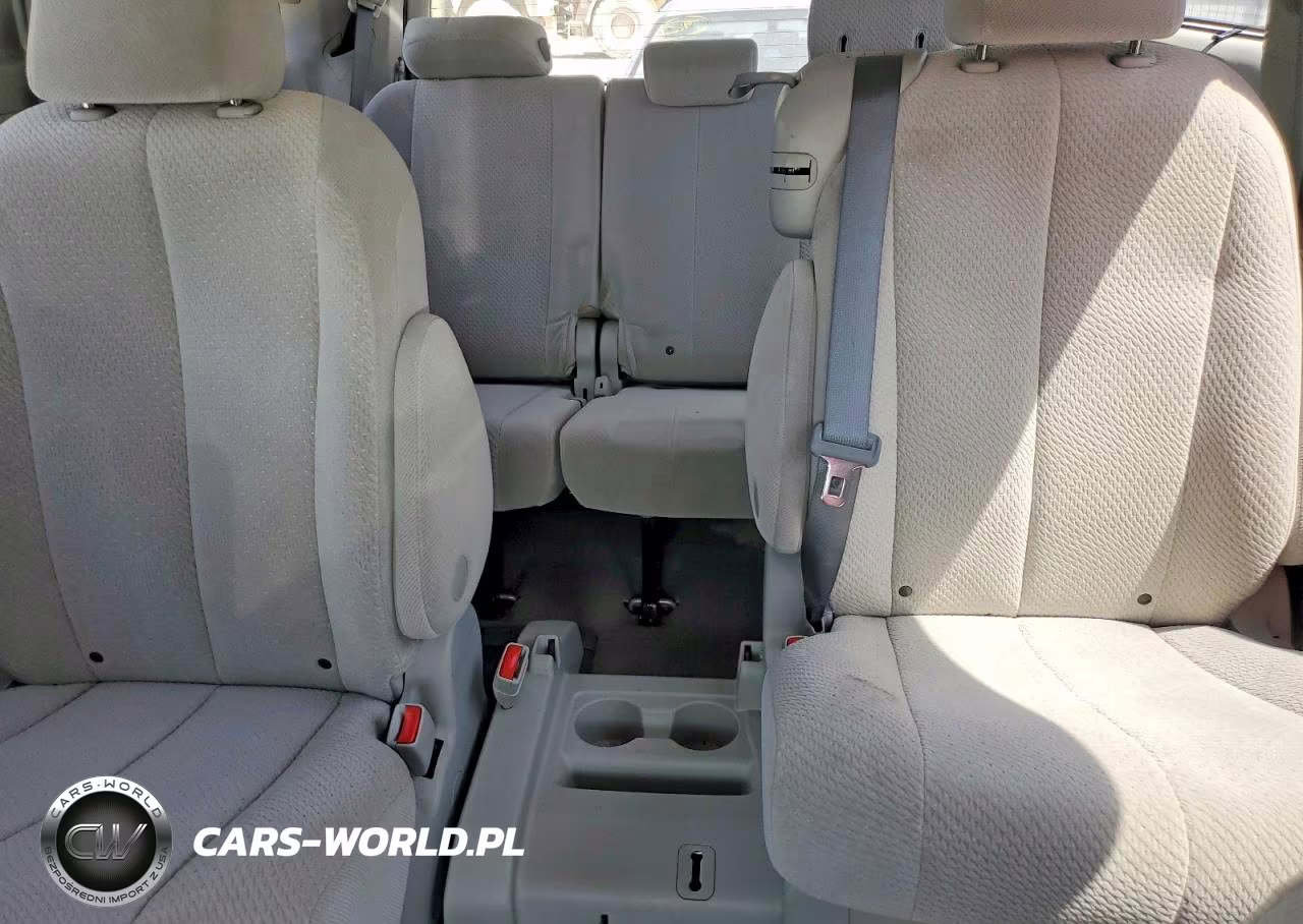 2012 Toyota Sienna Le VIN:5TDKK3DC5CS268035 - 10