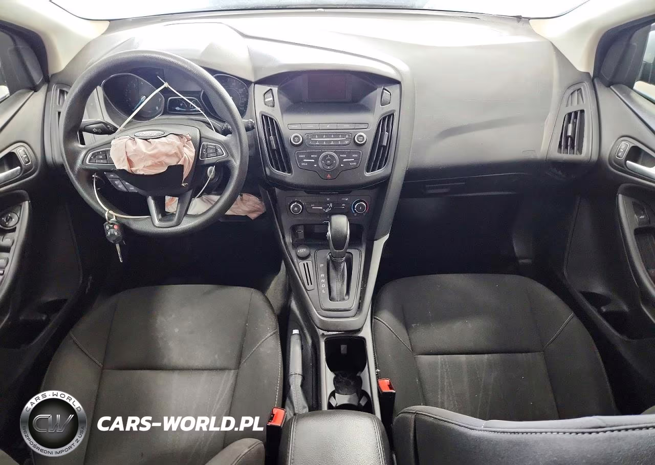 2018 Ford Focus Se VIN:1FADP3K28JL234938 - 8