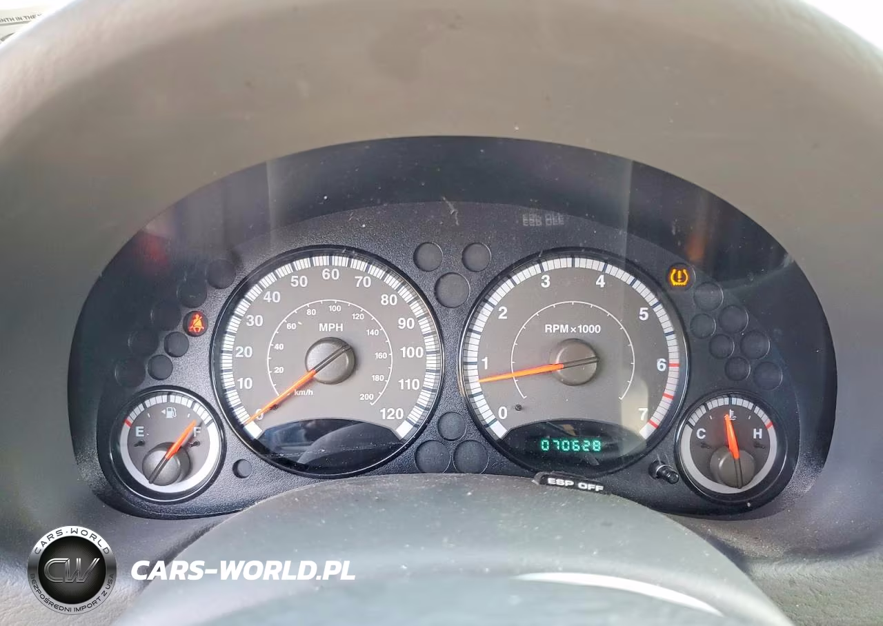 2006 Jeep Liberty Renegade VIN:1J4GL38K76W101520 - 9