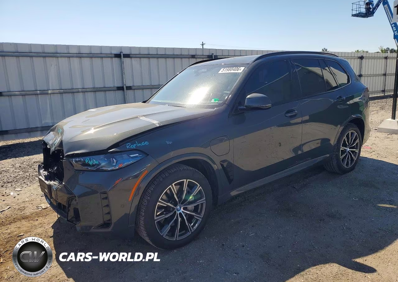 2025 BMW X5 xDrive50E