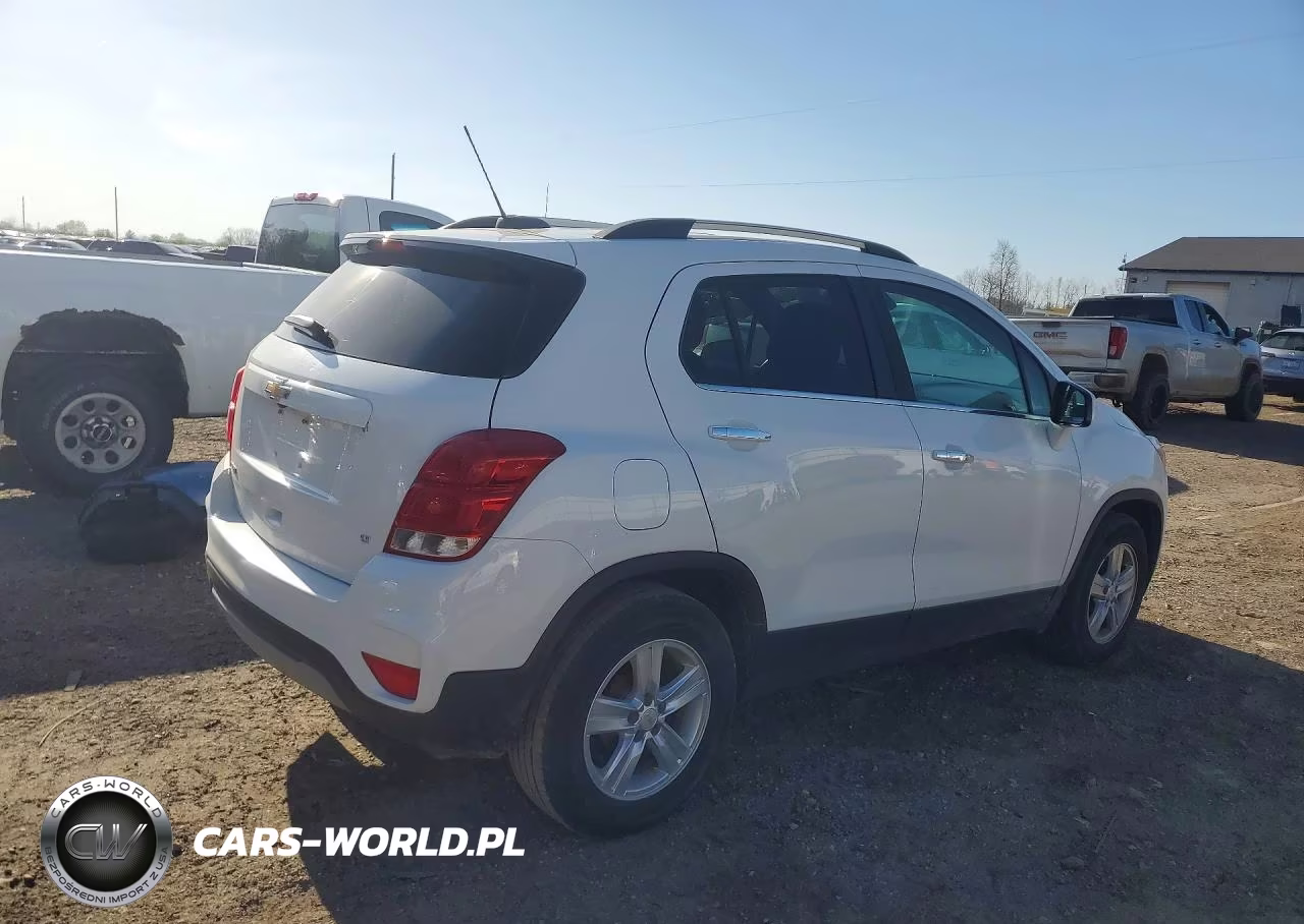 2019 Chevrolet Trax 1Lt VIN:KL7CJLSB4KB817647 - 3