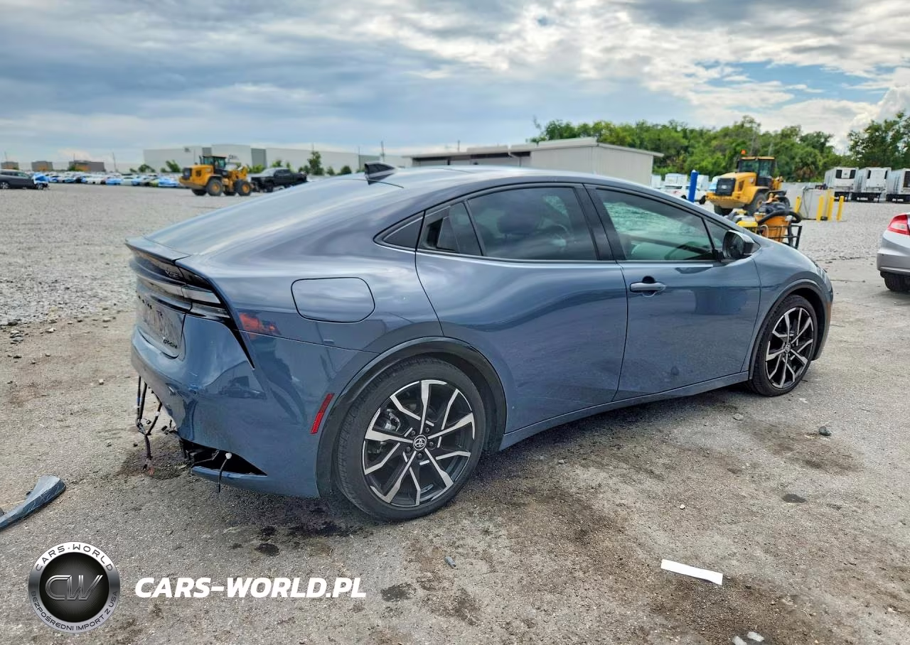 2024 Toyota Prius Prime Xse VIN:JTDACACUXR3037861 - 3