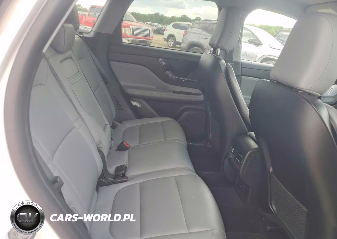 2021 Lincoln Corsair VIN:5LMCJ1D97MUL07309 - 11