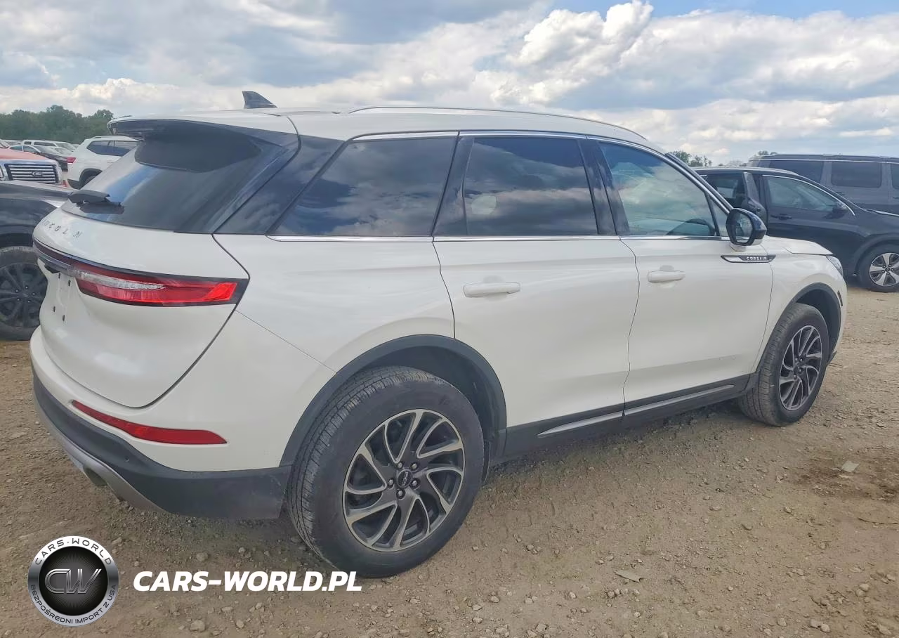 2021 Lincoln Corsair VIN:5LMCJ1D97MUL07309 - 3