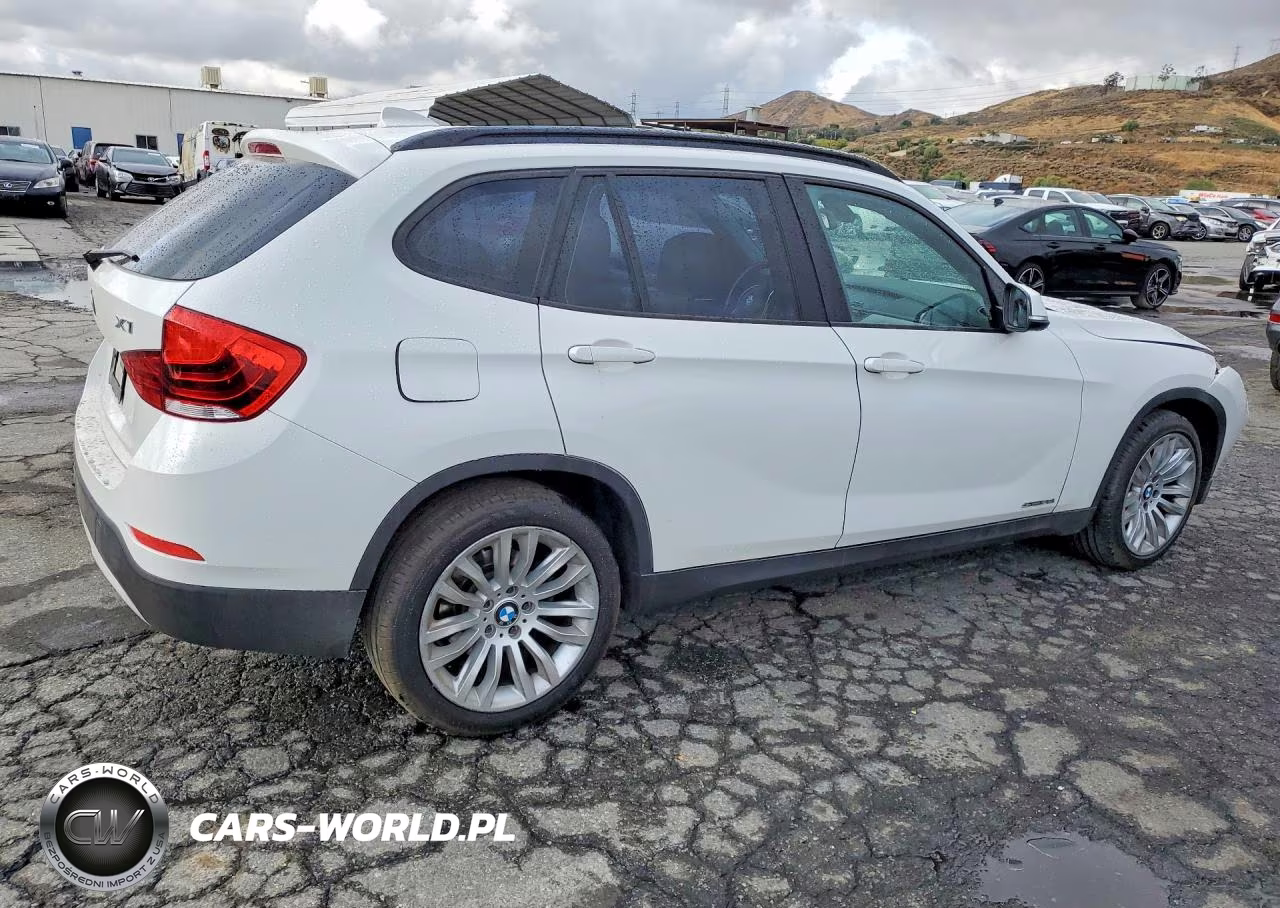 2014 BMW X1 Sdrive28I VIN:WBAVM1C54EVW47032 - 3