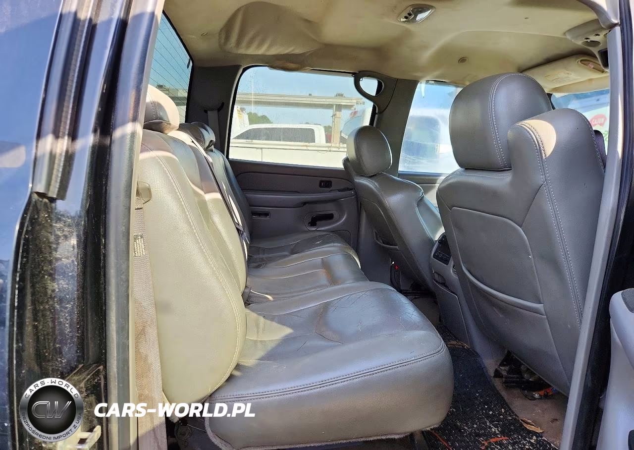 2006 Chevrolet Silverado K3500 VIN:1GCJK33D16F193019 - 11