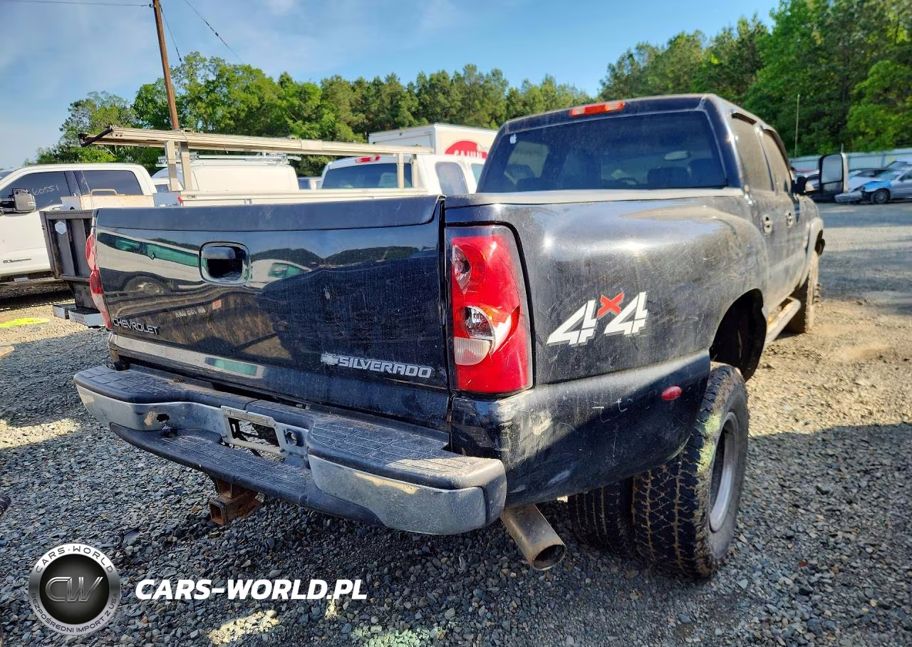 2006 Chevrolet Silverado K3500 VIN:1GCJK33D16F193019 - 3