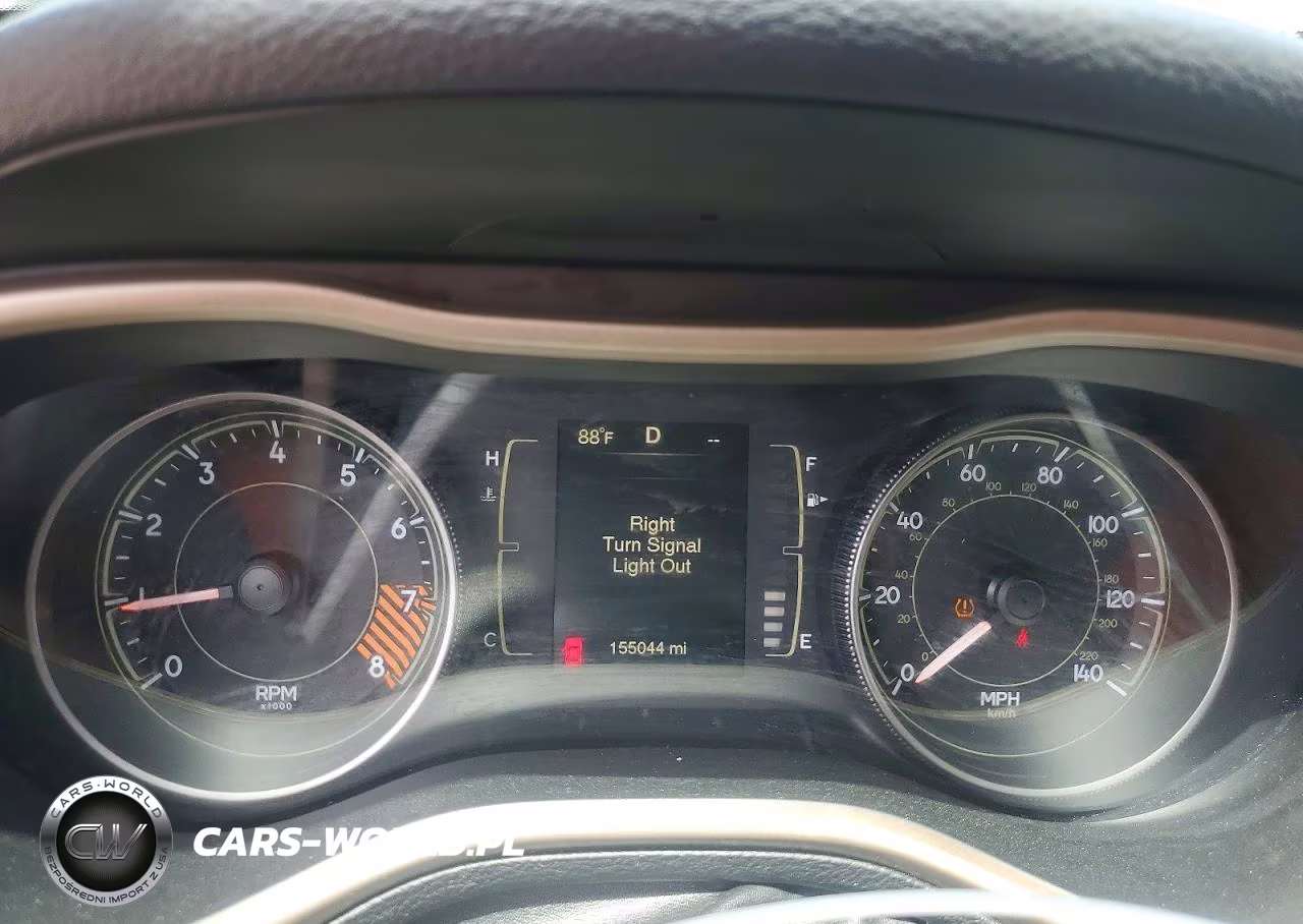 2014 Jeep Cherokee Latitude VIN:1C4PJMCS8EW226887 - 9