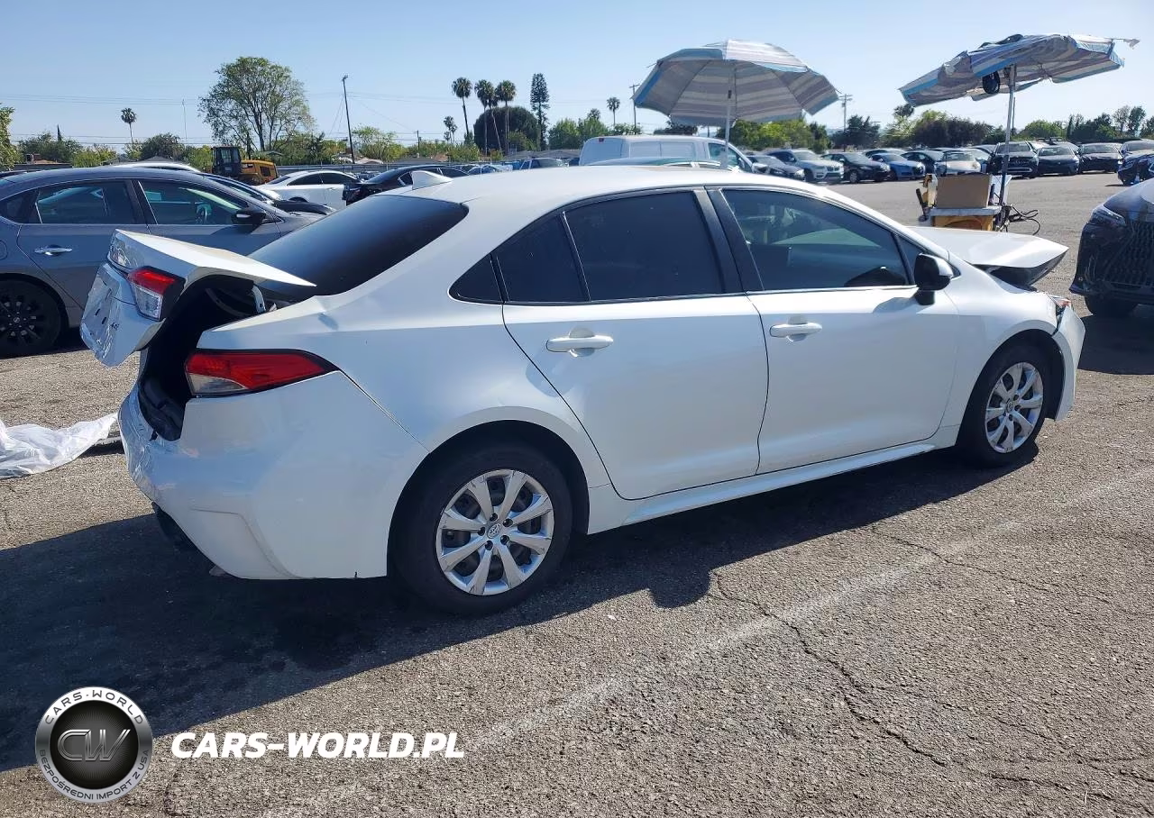 2020 Toyota Corolla Le VIN:JTDEPRAE8LJ019989 - 3