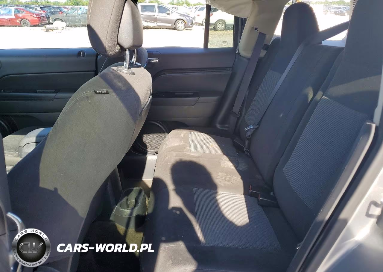 2016 Jeep Patriot VIN:1C4NJPBB2GD754370 - 11