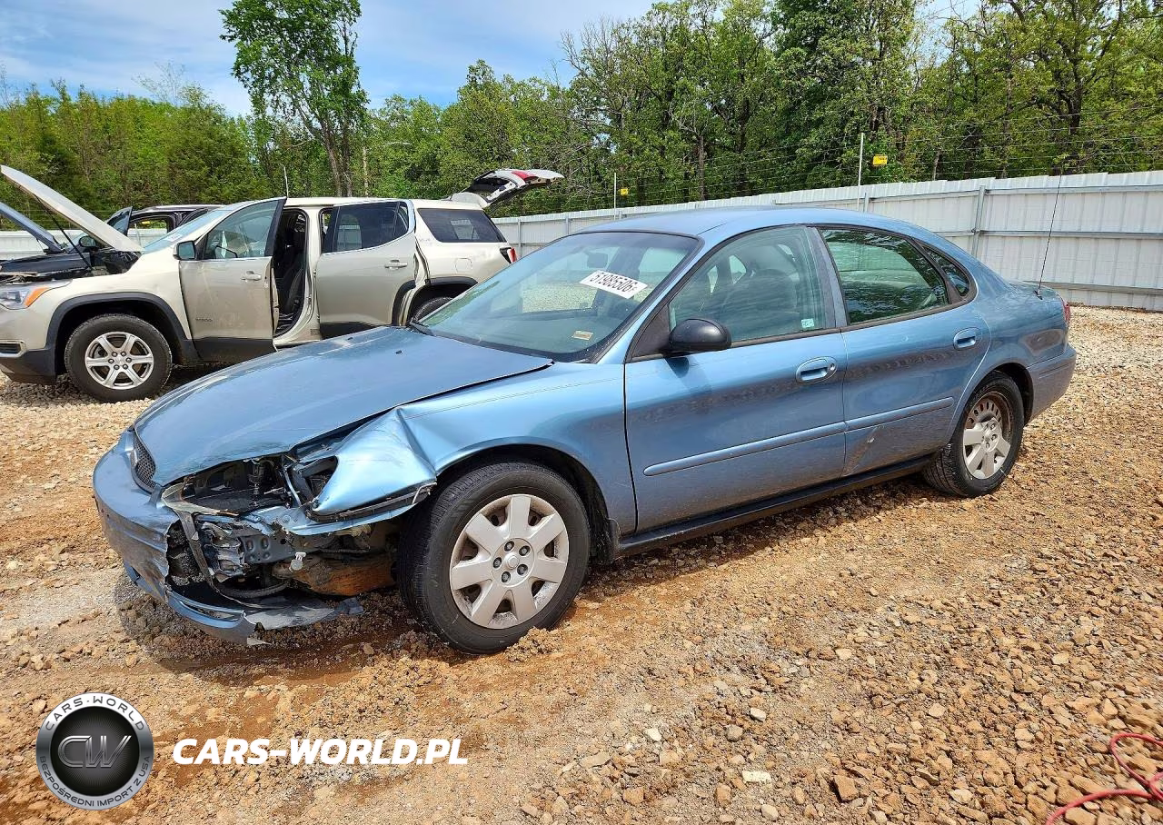 2005 Ford Taurus Se