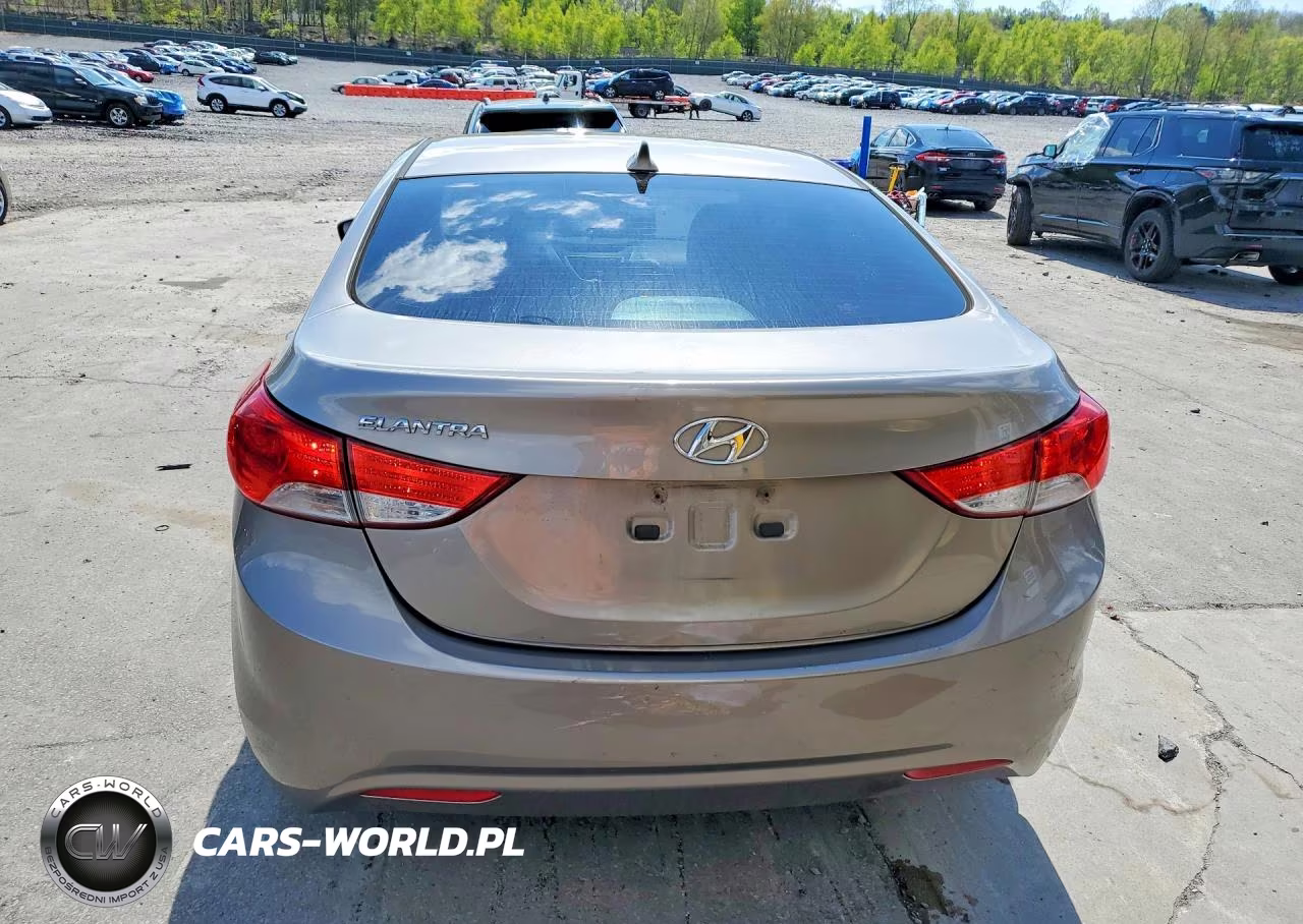 2011 Hyundai Elantra Gls VIN:5NPDH4AE8BH021390 - 6
