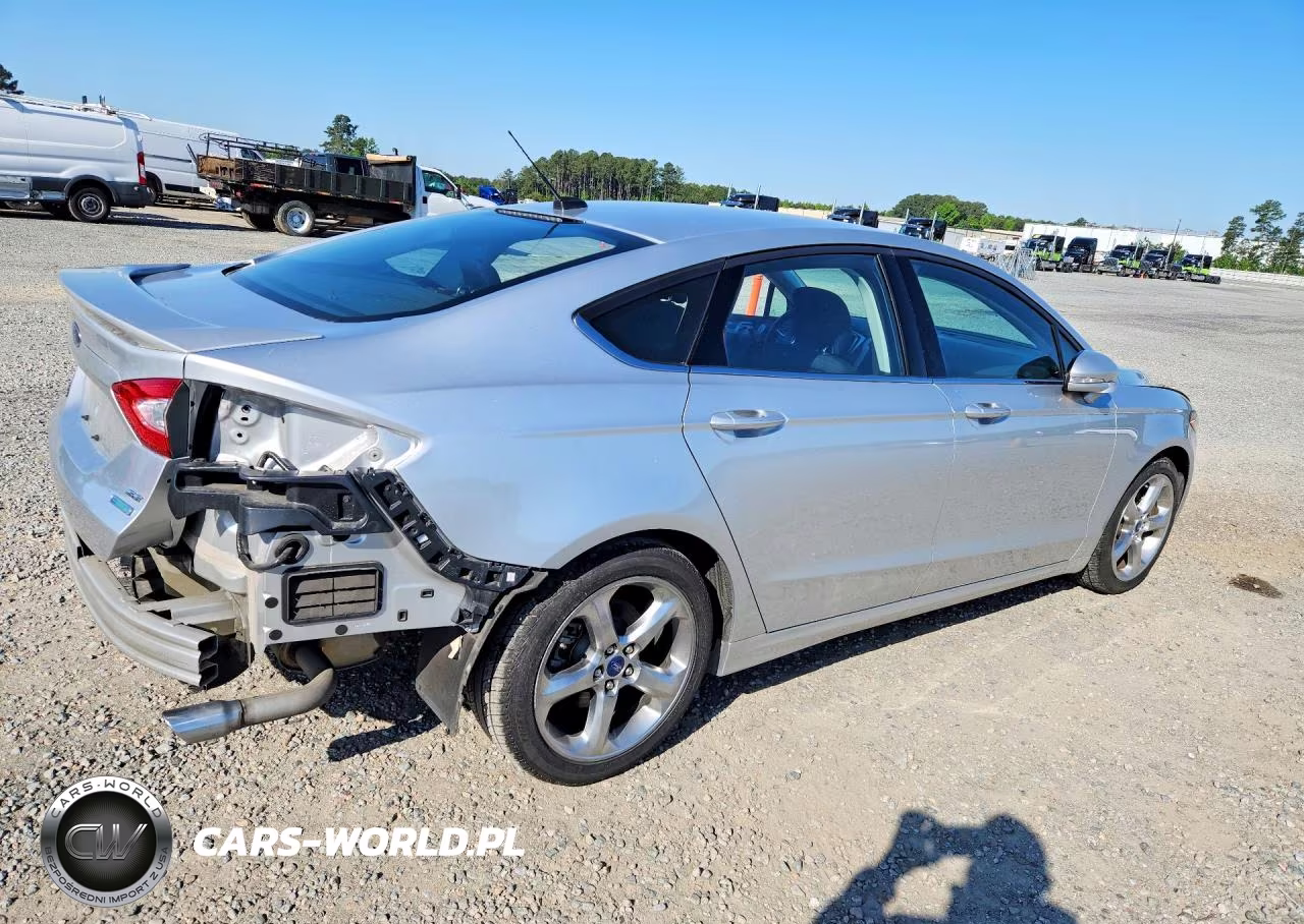 2013 Ford Fusion Se VIN:3FA6P0HR8DR198119 - 3