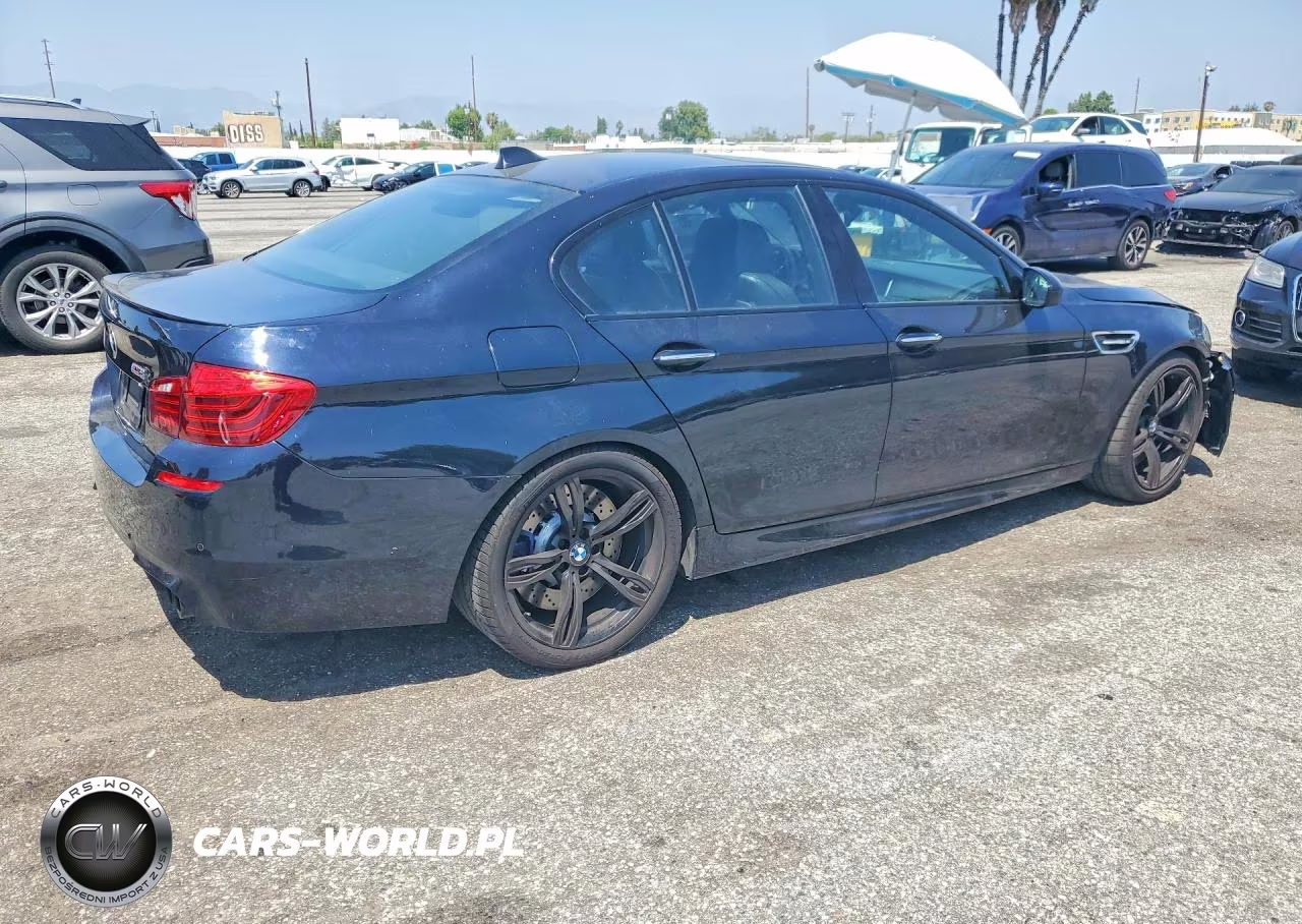 2016 BMW M5 VIN:WBSFV9C52GD595744 - 3