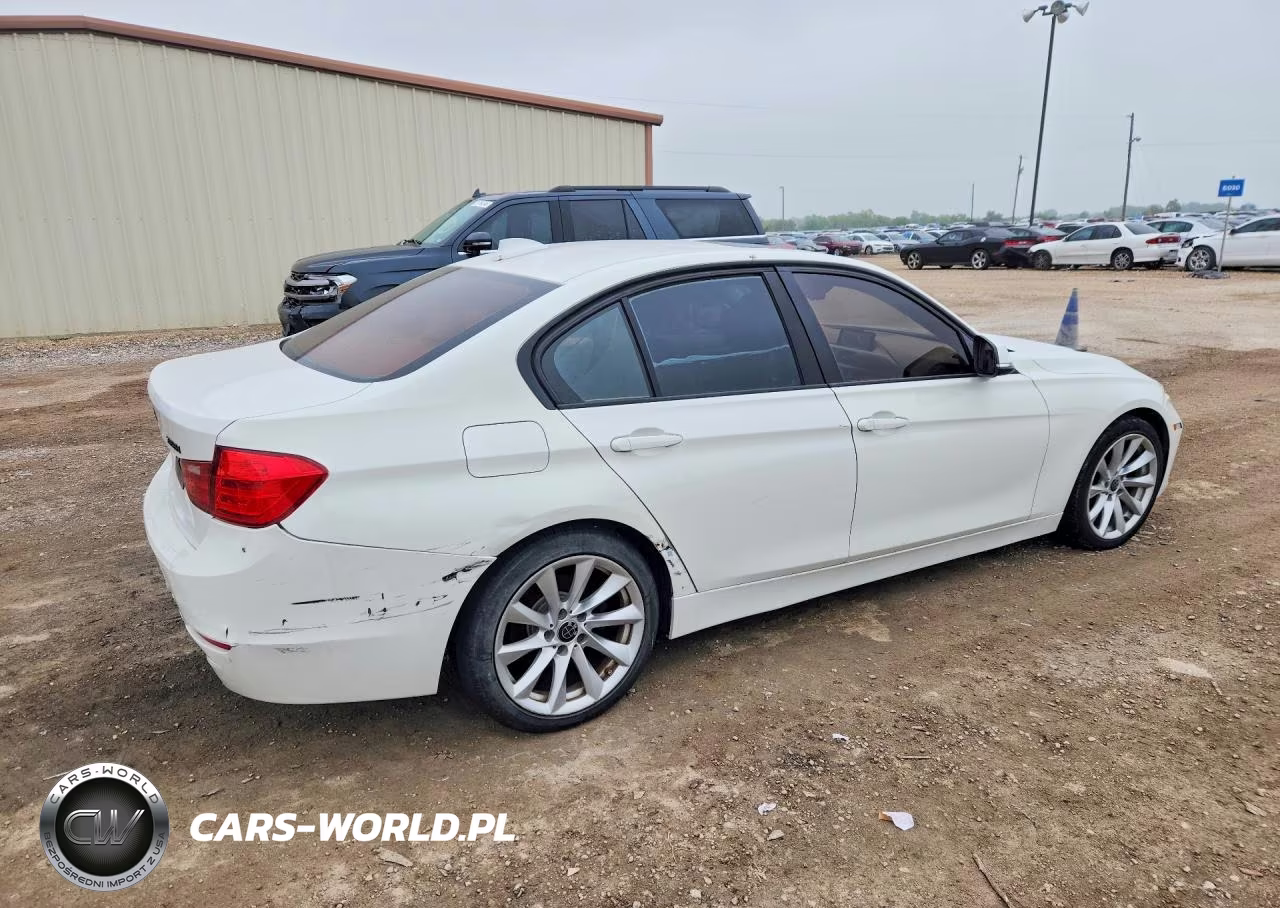 2013 BMW 328 I VIN:WBA3A5C51DF353958 - 3